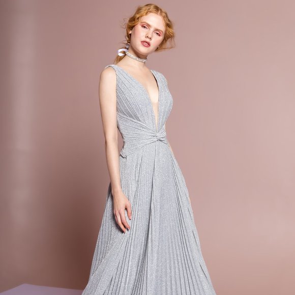NEW SLEEVELESS EMBROIDERED GLITTER DRESS WITH ILLUSION PLUNGING V-NECK GL2687